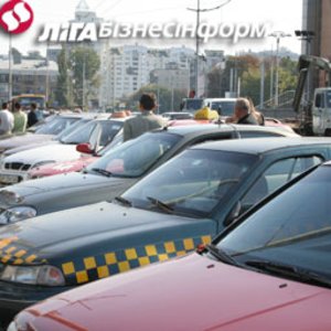 В Черновцах оштрафовали таксистов