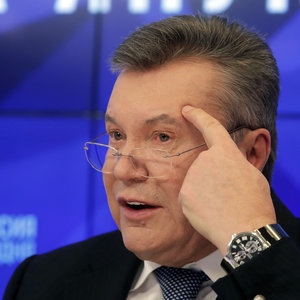 Суд ЄС "розморозив" активи Януковича і його сина