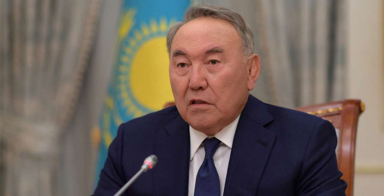 Нурсултан Назарбаев: фото, биография, досье
