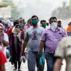 Коронавирус отправил на самоизоляцию треть населения планеты: подключилась Индия