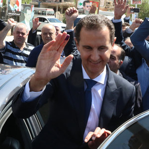 Башар Асад правит Сирией 21-й год, на днях переизбрался еще на семь лет: итог выборов