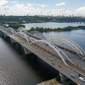 Укрзализныця подписала контракт с подрядчиком на достройку Дарницкого моста за 1 млрд грн
