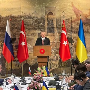 В Стамбуле начались переговоры Украины и России: фото, видео, состав украинской делегации