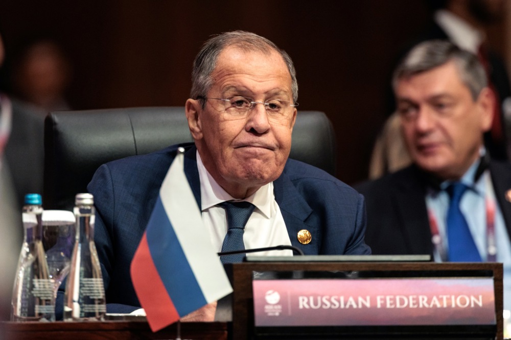 Лавров - удивительная жизнь и карьера российского главы дипломатии Лавров: биография министра иностранных дел Российской Федерации